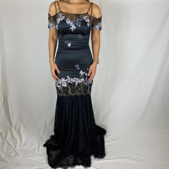 NWT Mandalay Black Lace Mermaid Formal Gown $995 - Picture 2 of 11